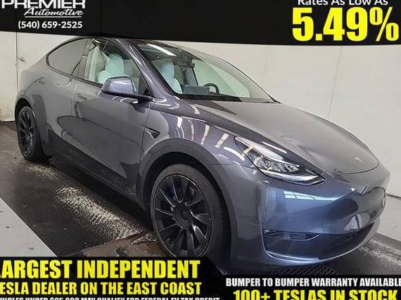 TESLA MODEL Y 2021 5YJYGDEE1MF112260 image